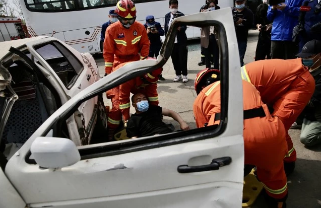 汽车救援-事故消防演练-事故车鉴定评估-汽车技能培训